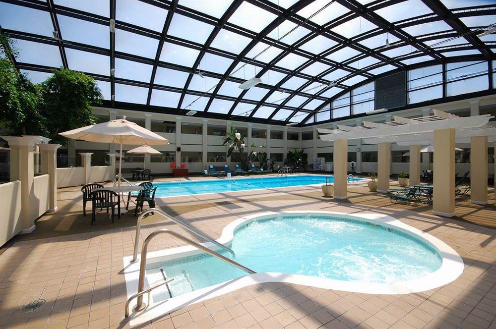 Best Western Plus Milwaukee Airport Hotel & Conference Center Facilidades foto