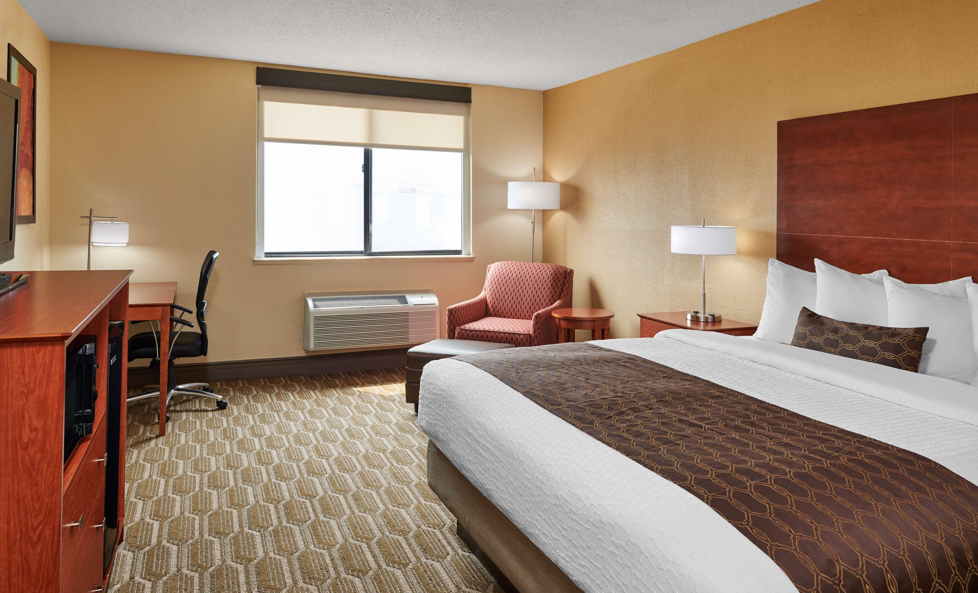 Best Western Plus Milwaukee Airport Hotel & Conference Center Exterior foto