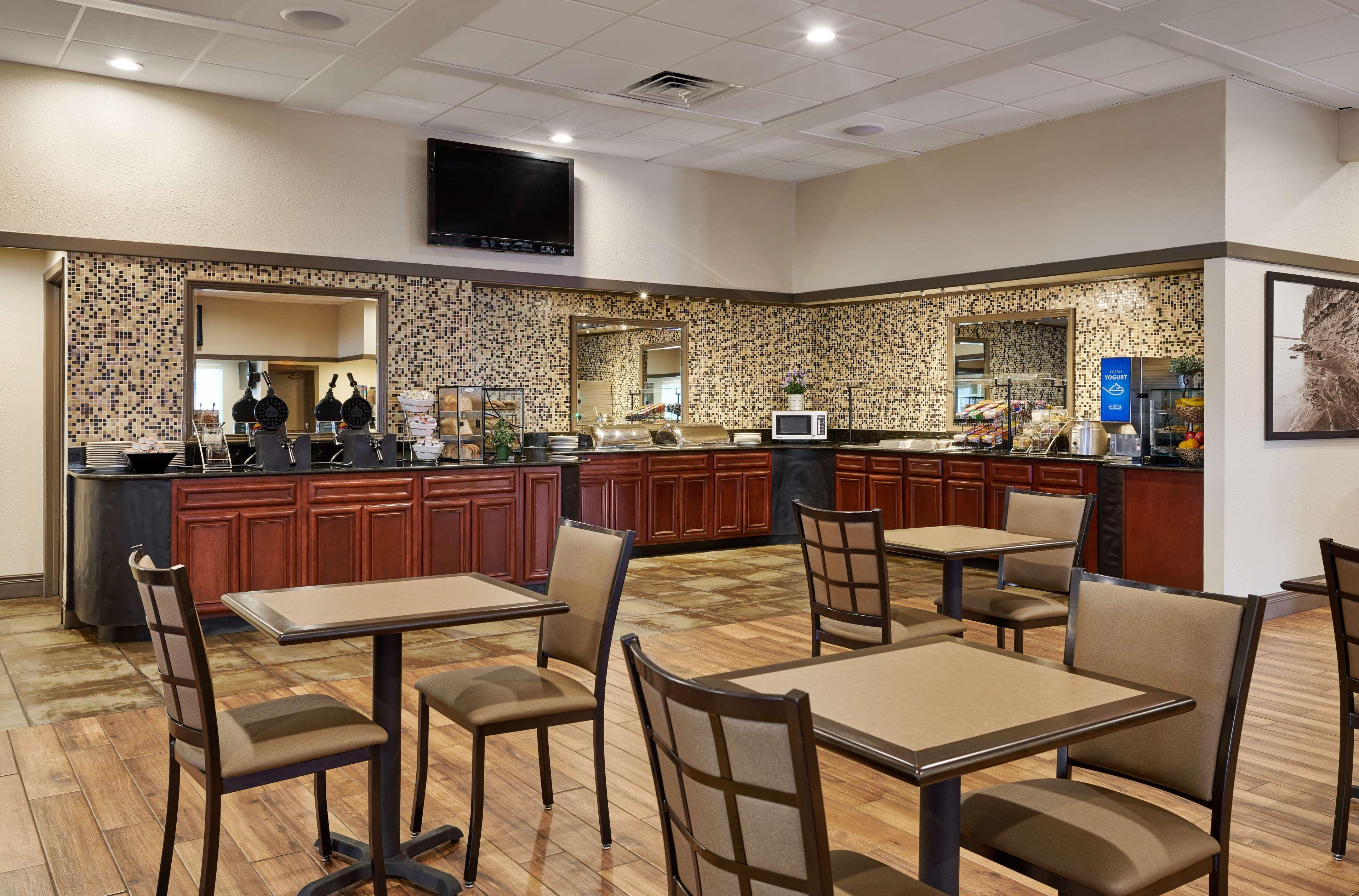 Best Western Plus Milwaukee Airport Hotel & Conference Center Exterior foto