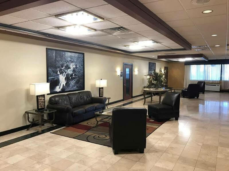 Best Western Plus Milwaukee Airport Hotel & Conference Center Exterior foto